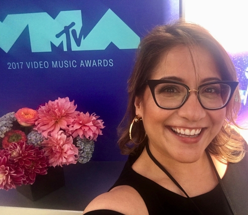 Female Leader Taking a Selfie Outside of the 2017 VMAs.